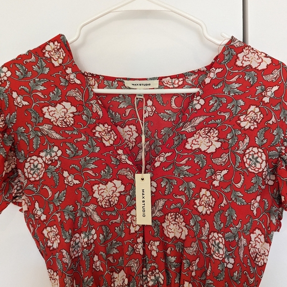 Floral pleated dress - Picture 3 of 4